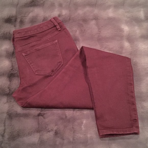 Mossimo Supply Co. Denim - Mossimo Denim Mid-Rise Skinny Burgundy Stretch Denim (Size: 4/27R)